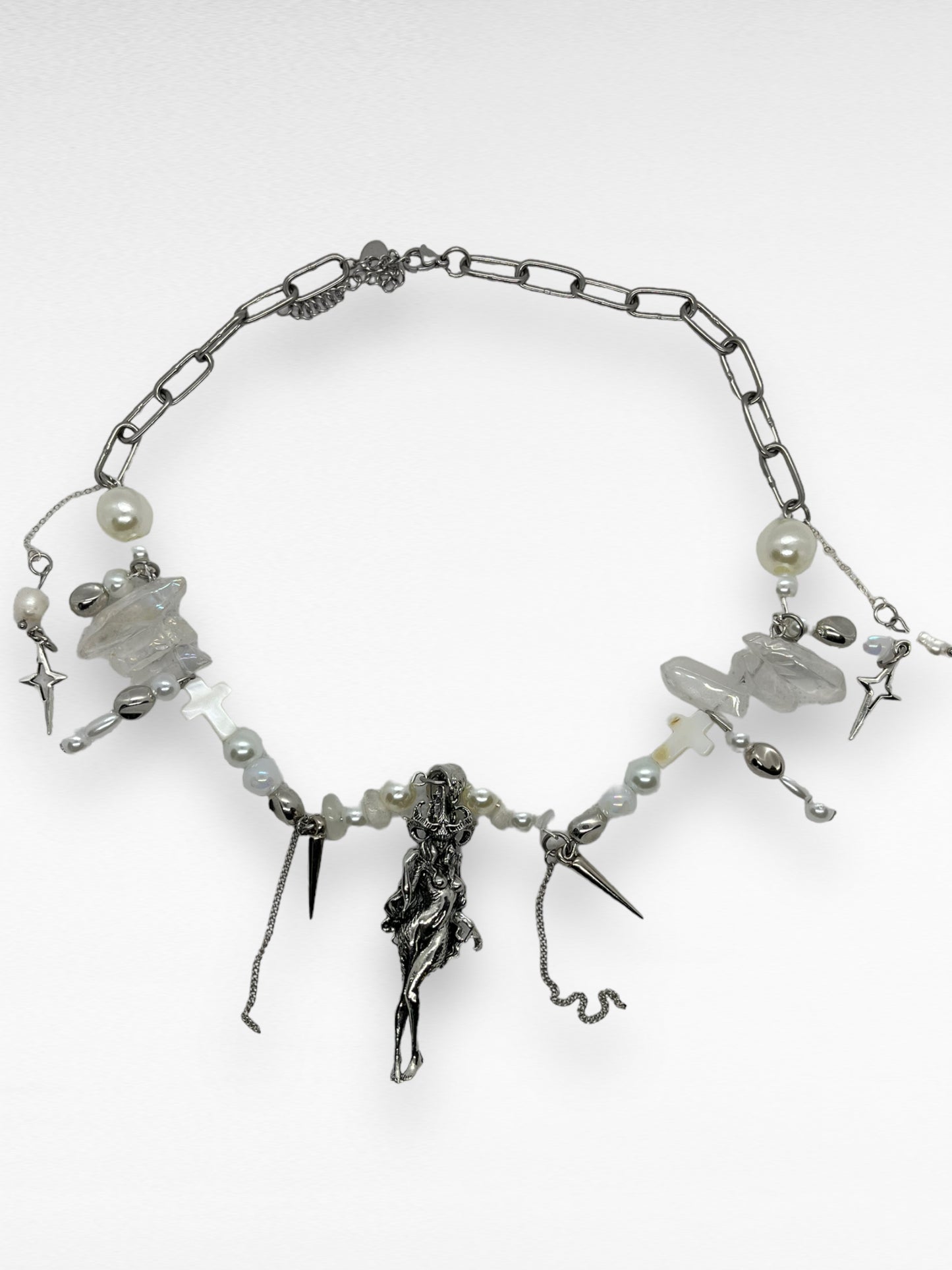 Handmade Chain Pearl Demon Necklace