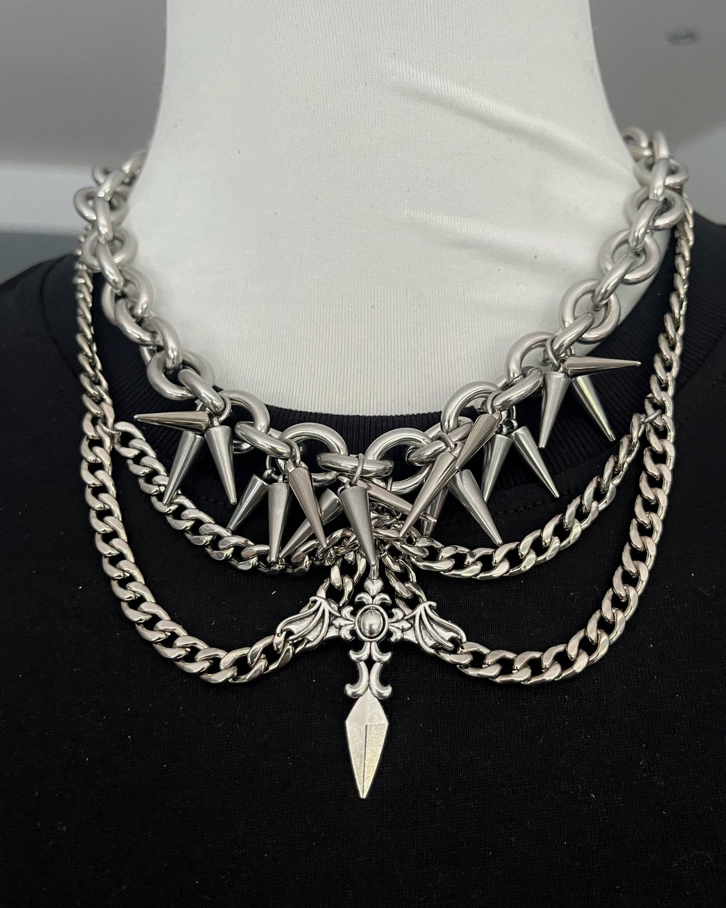 Spiked Cross Chain