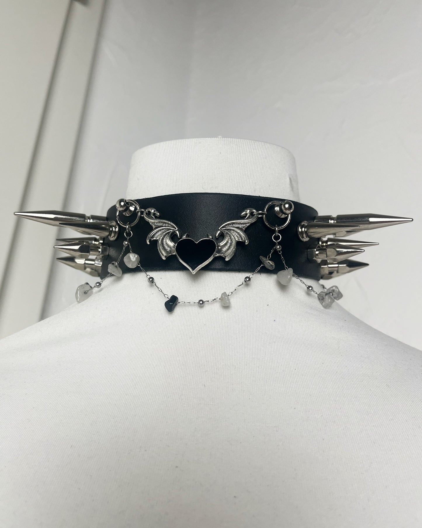 Devil Heart Choker