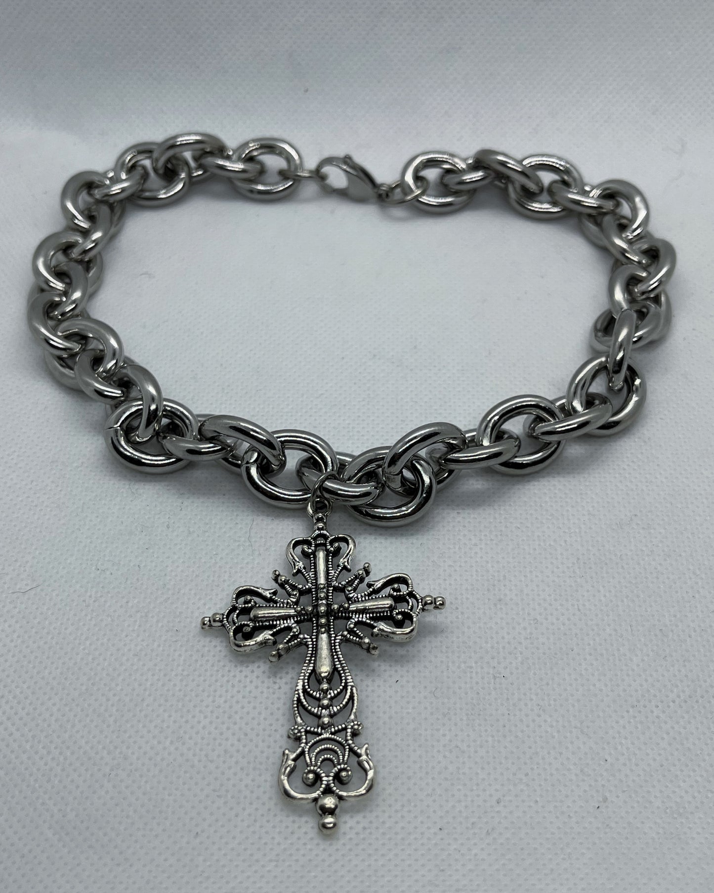 Cross Chain Choker