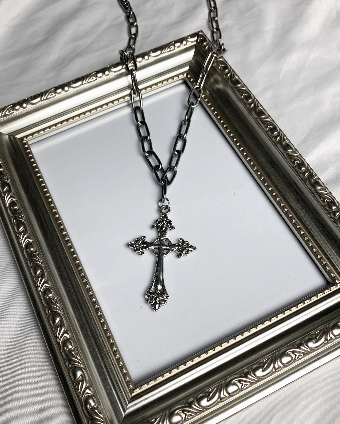 Long Cross Chain