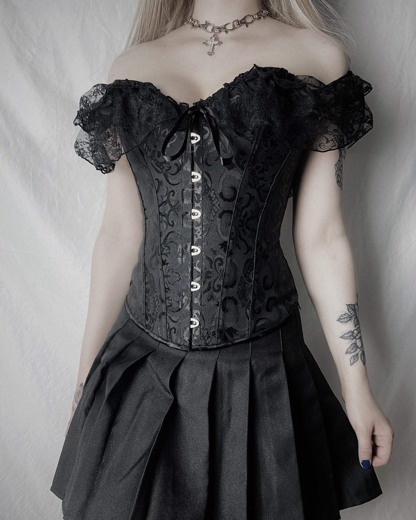 Off Shoulder Lace Corset [2 Colors]