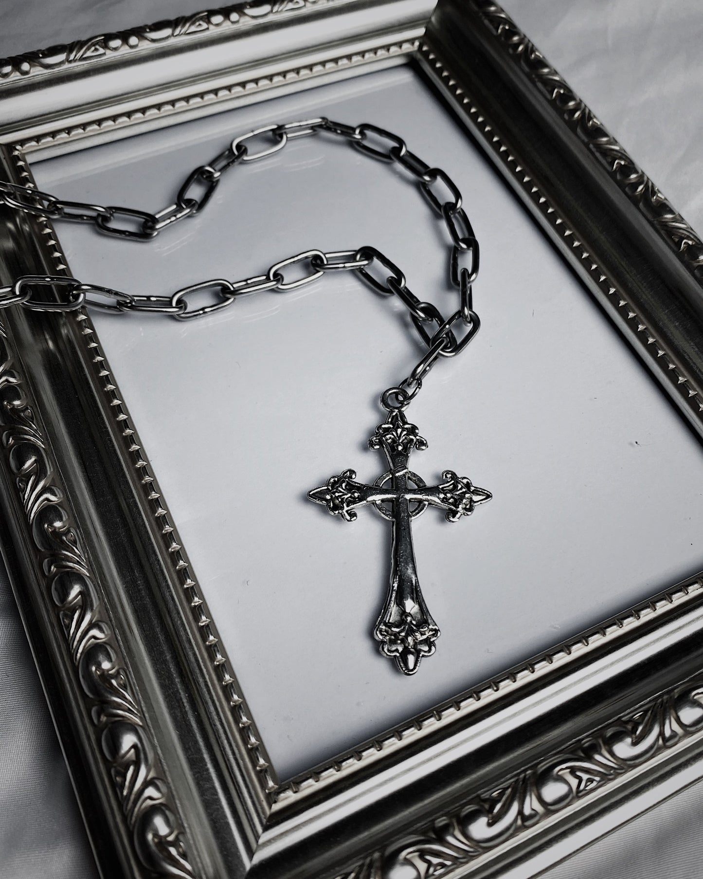 Long Cross Chain